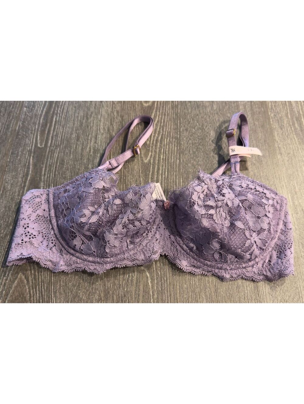 Victoria's Secret Dream Angels Shadow Wicked Unlined Lace Balconette Bra 34C